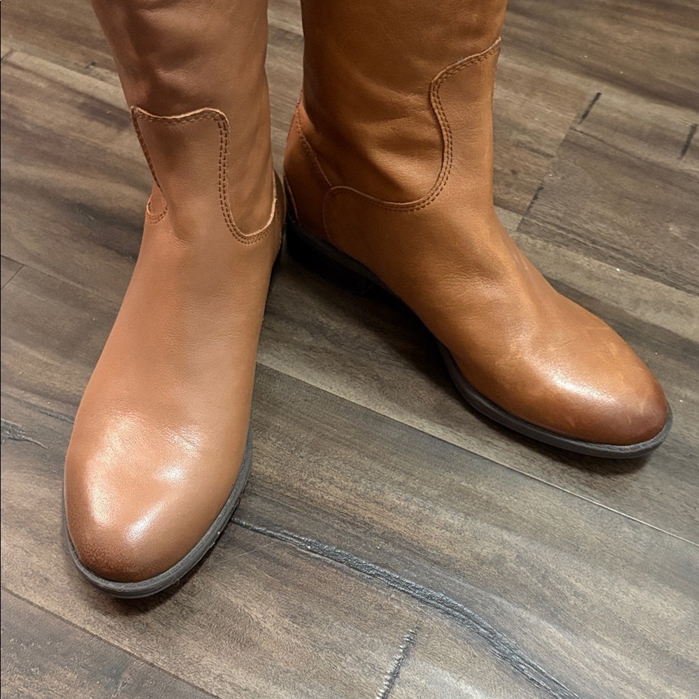 Like new Sam Edelman Penny Leather Riding Boots, US 6 Mrsp 200 usd at site - Picture 10 of 16